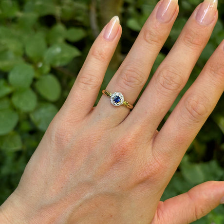 Antique, Edwardian sapphire & diamond cluster ring, 18ct yellow gold