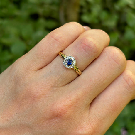 Antique, Edwardian sapphire & diamond cluster ring, 18ct yellow gold