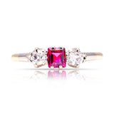 Antique, Edwardian ruby & diamond three-stone ring, 18ct yellow gold front