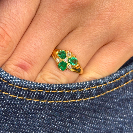 Antique, Victorian emerald & diamond ring