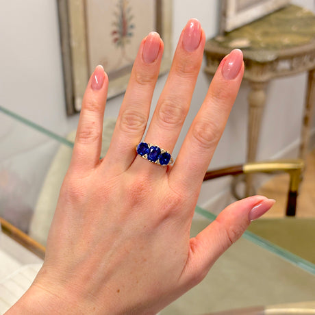 Antique, Victorian three-stone sapphire ring