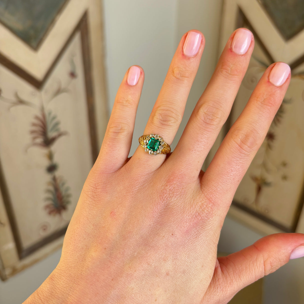 Antique, Edwardian emerald & diamond cluster ring