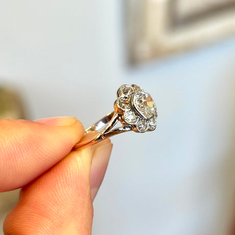 Antique, Edwardian old-cut diamond cluster ring