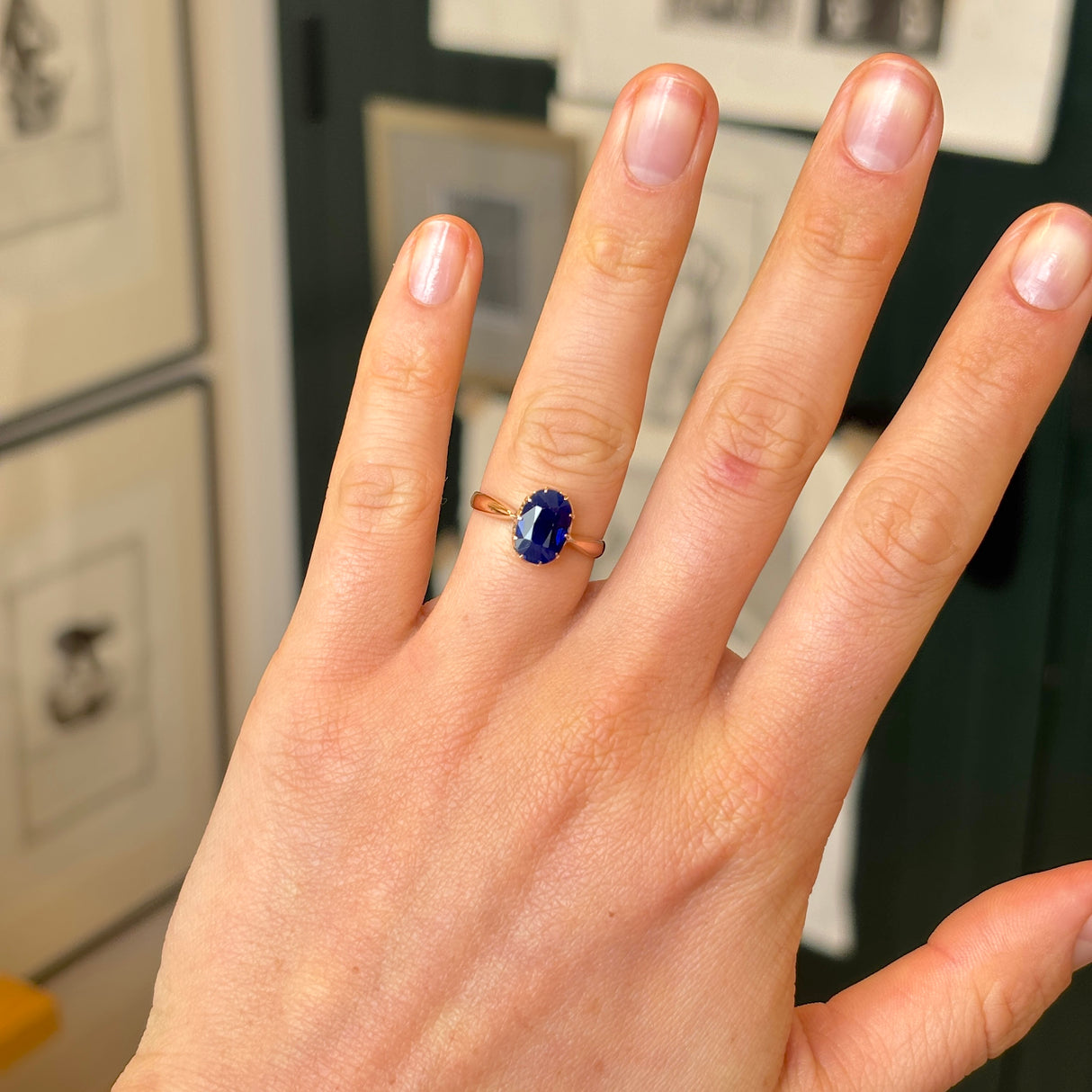 Antique, Edwardian sapphire solitaire ring