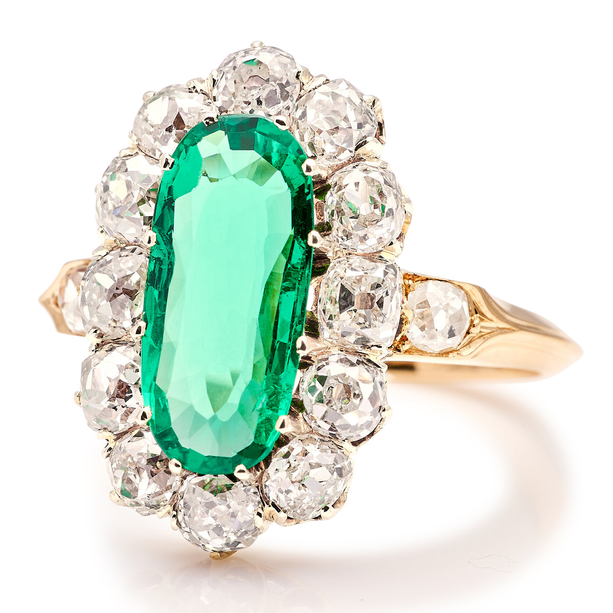 Antique, Edwardian emerald & diamond cluster ring