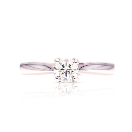 Vintage, 1990s diamond solitaire ring front