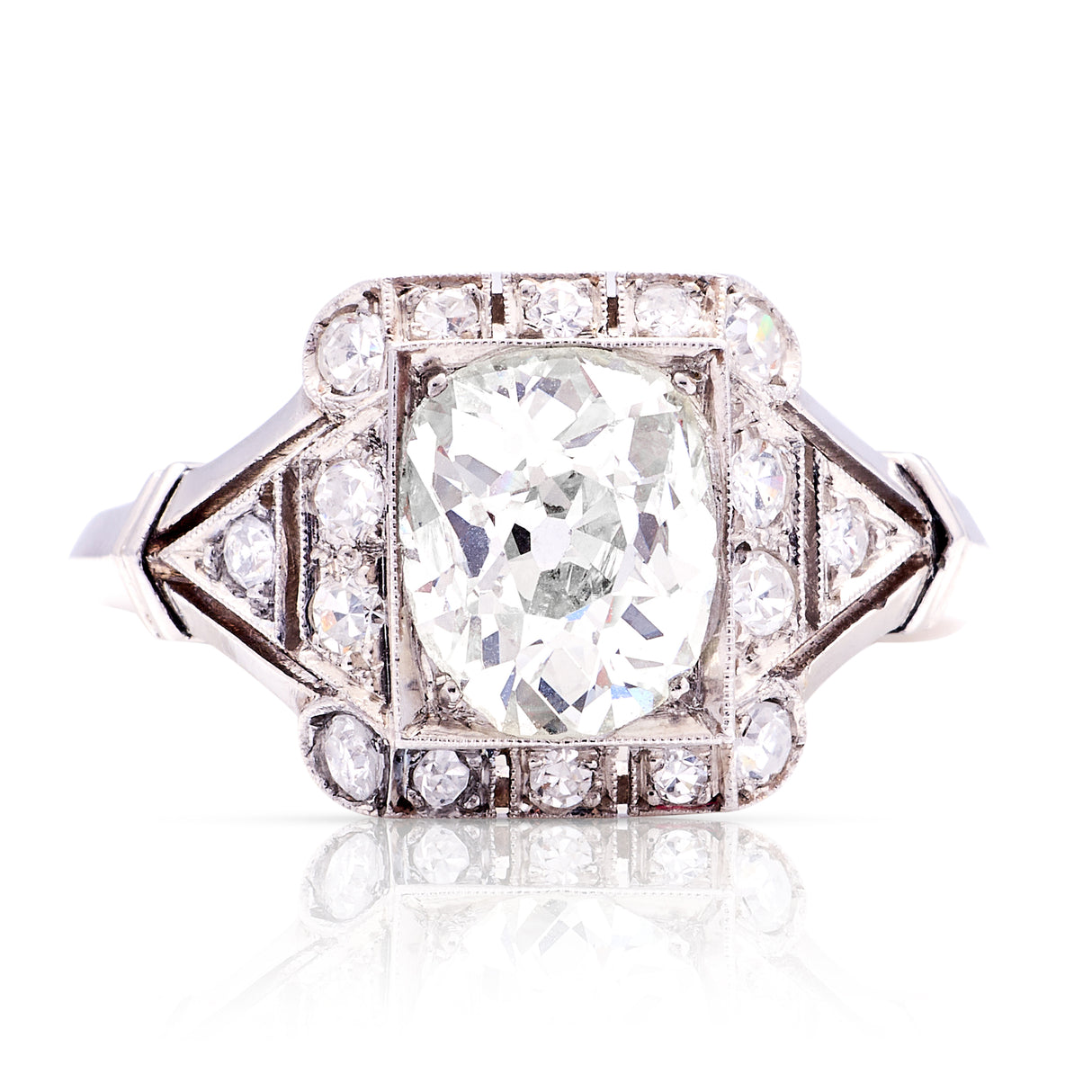 Vintage, 1920s diamond engagement ring