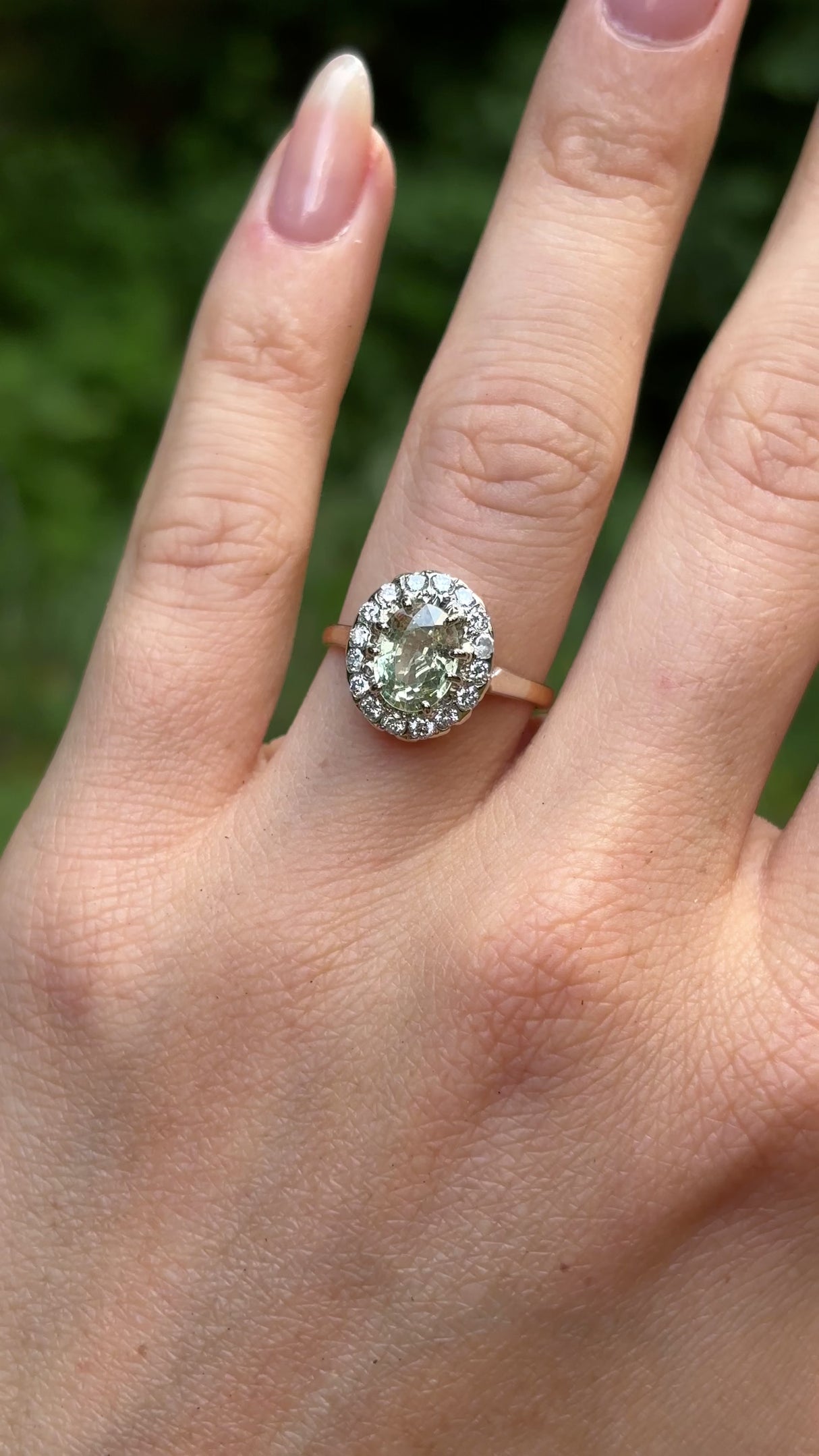 Antique, Edwardian green sapphire and diamond cluster ring, 18ct yellow gold and platinum