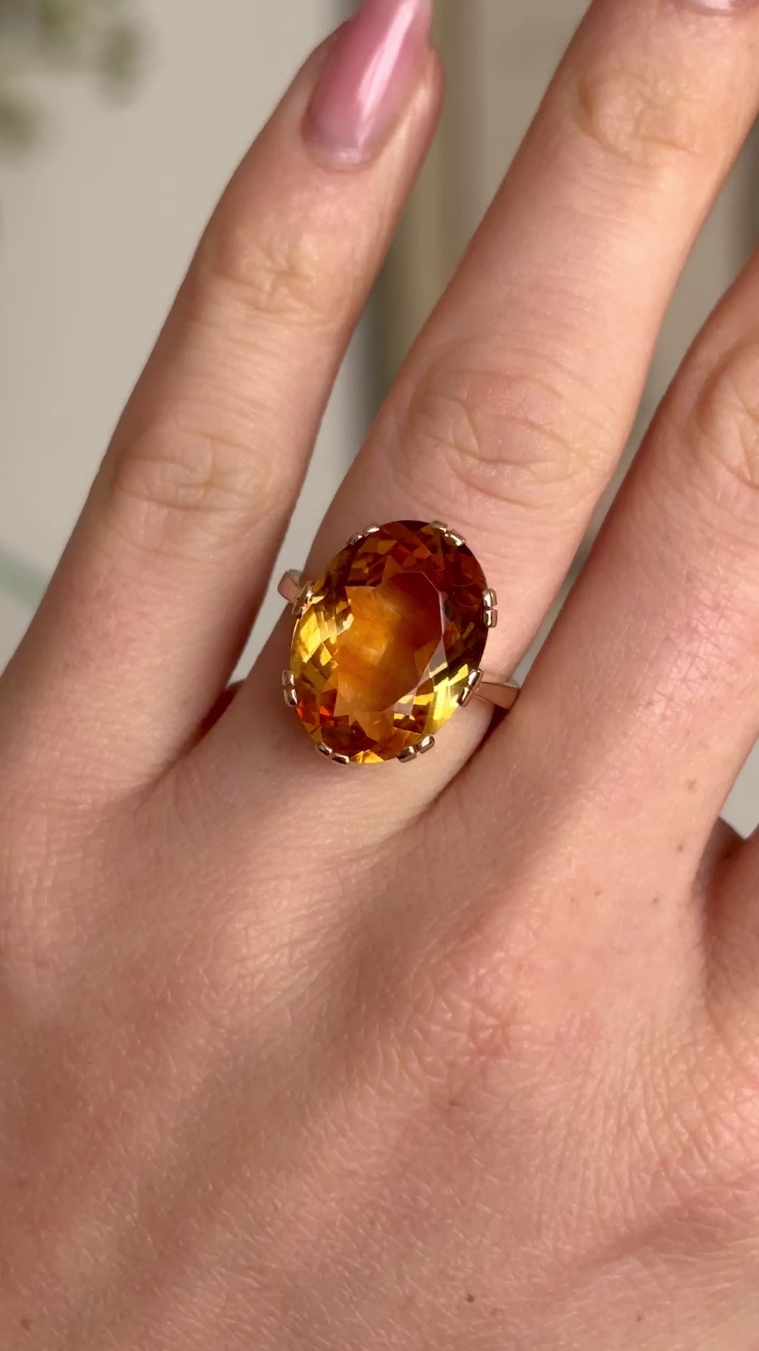 Vintage, 1980s citrine cocktail ring