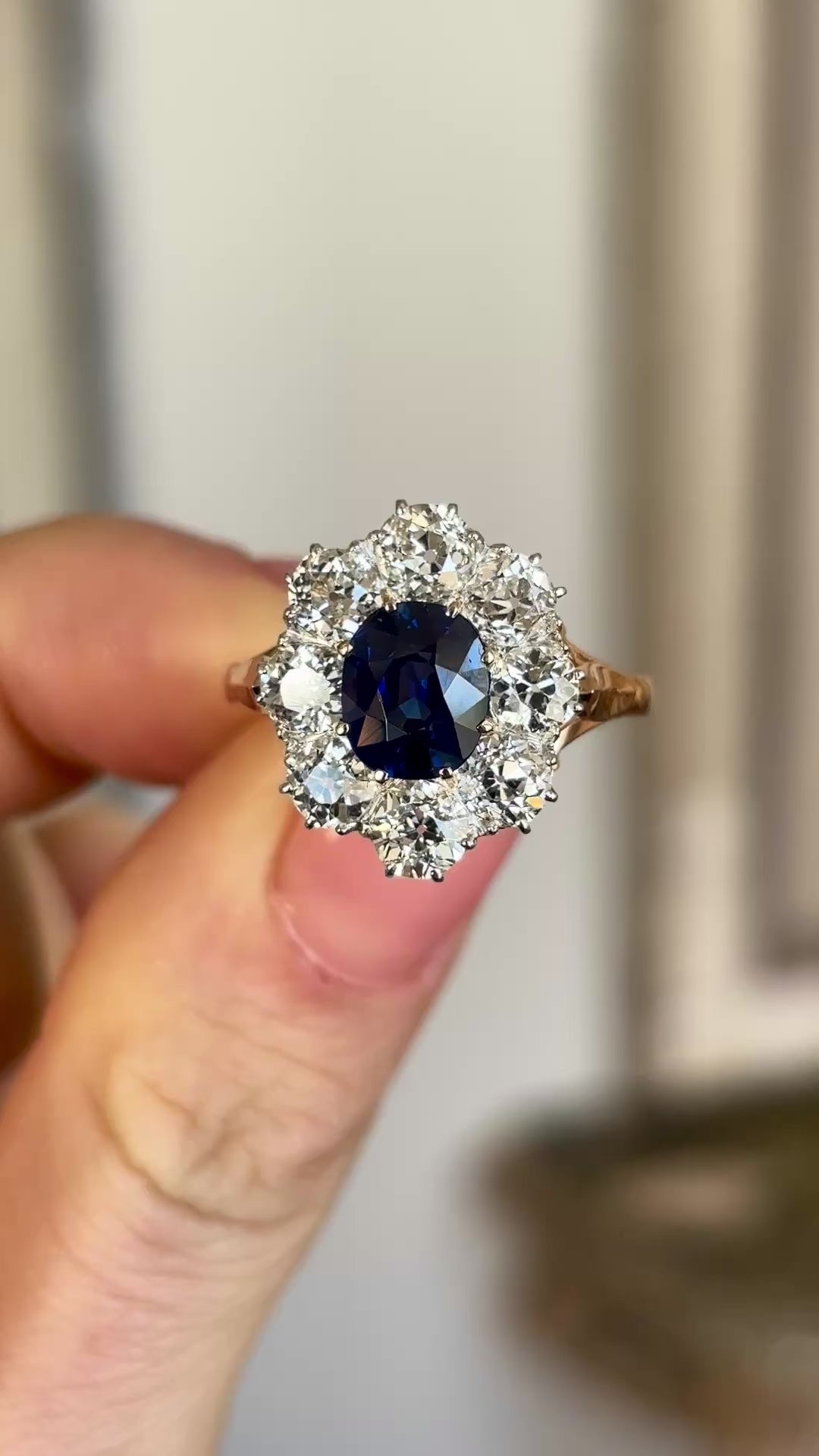 Antique, Edwardian sapphire & diamond ring