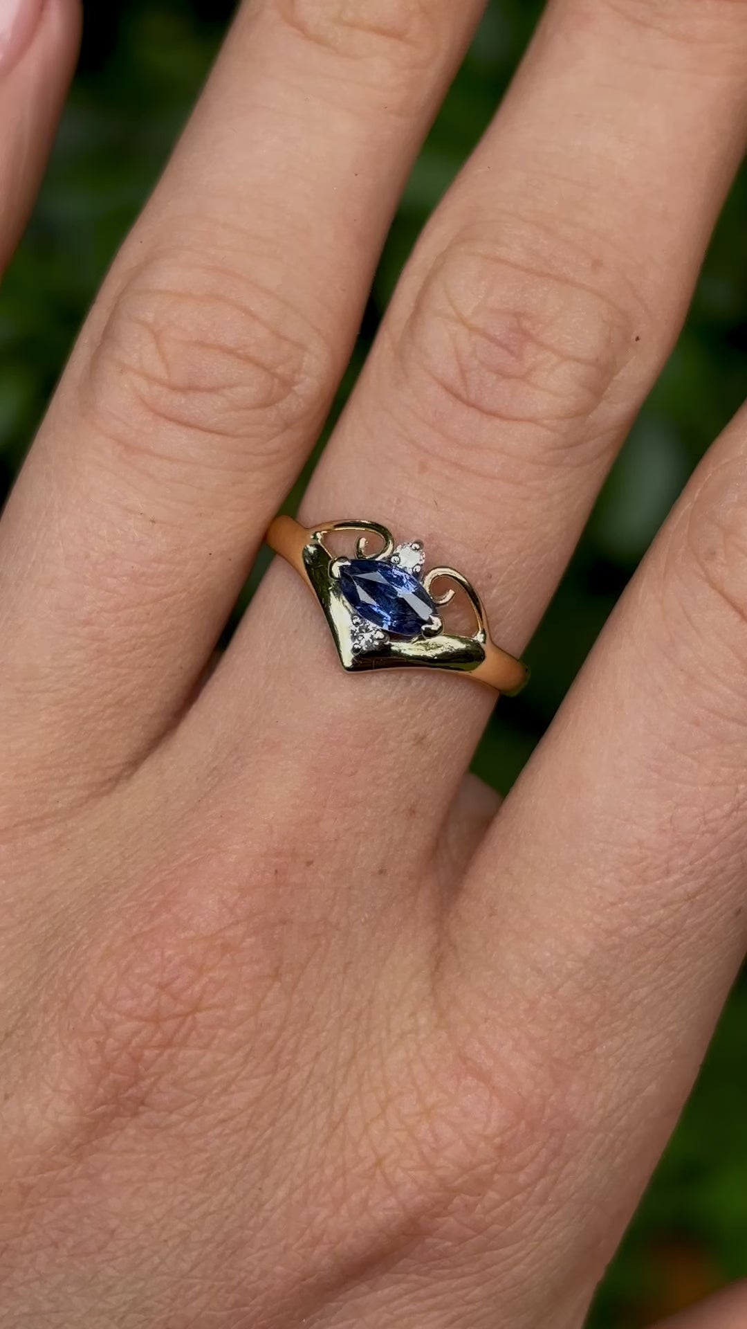 Vintage, 1990s sapphire & diamond three-stone ring