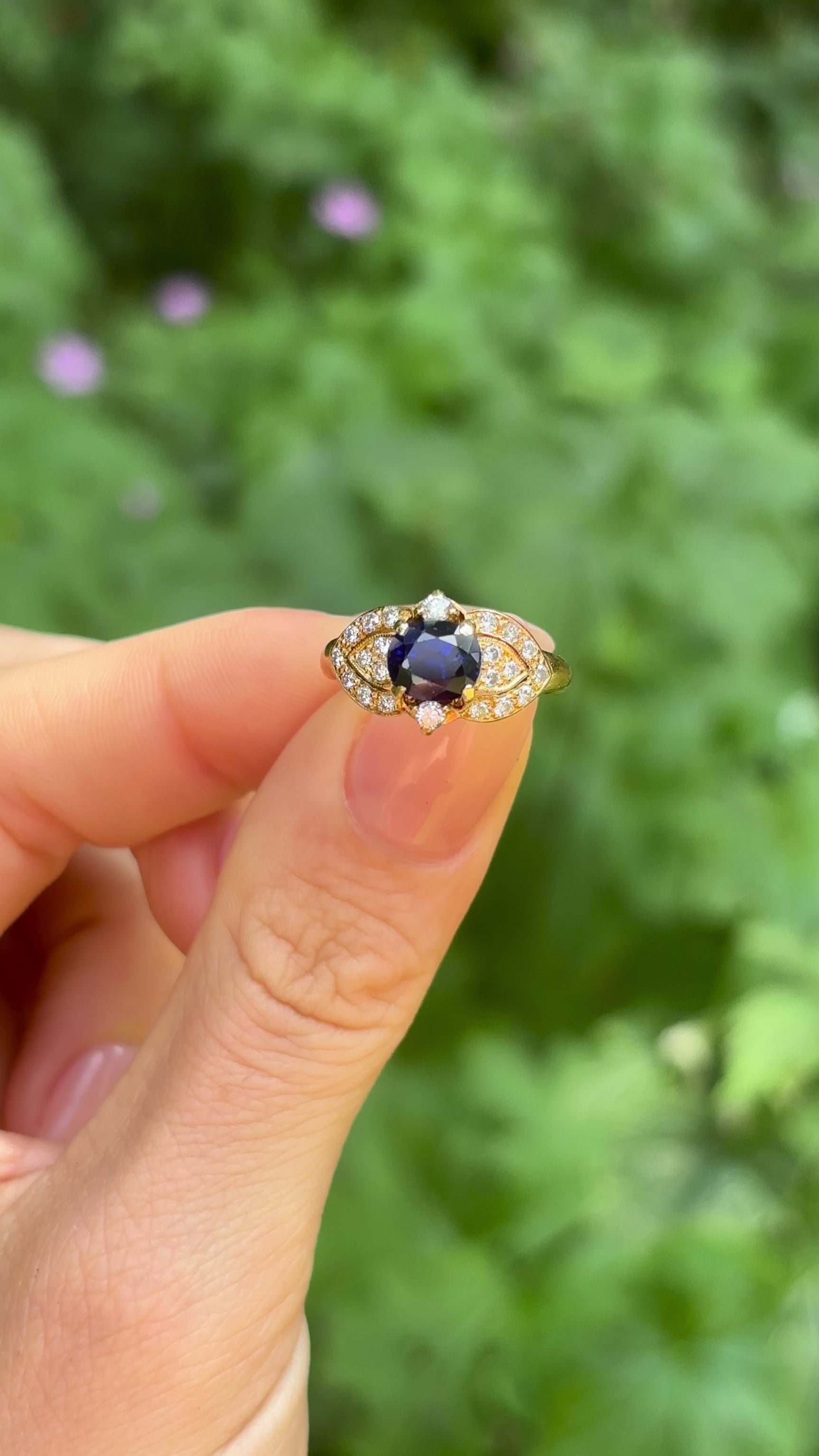 Vintage, 1980s sapphire & diamond ring, 18ct yellow gold