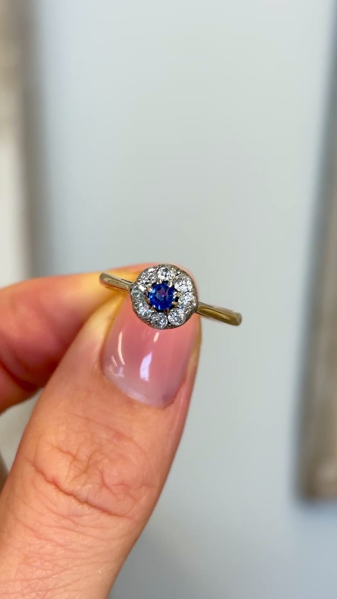 Antique, Edwardian sapphire & diamond cluster ring