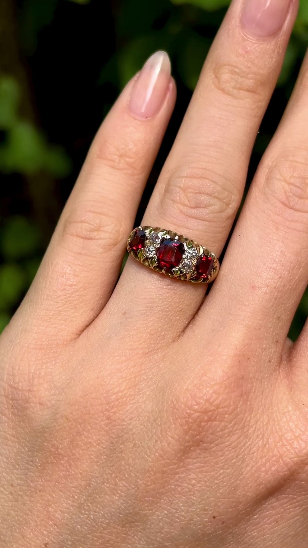 Antique, Victorian ruby & diamond three-stone ring, 18ct yellow gold