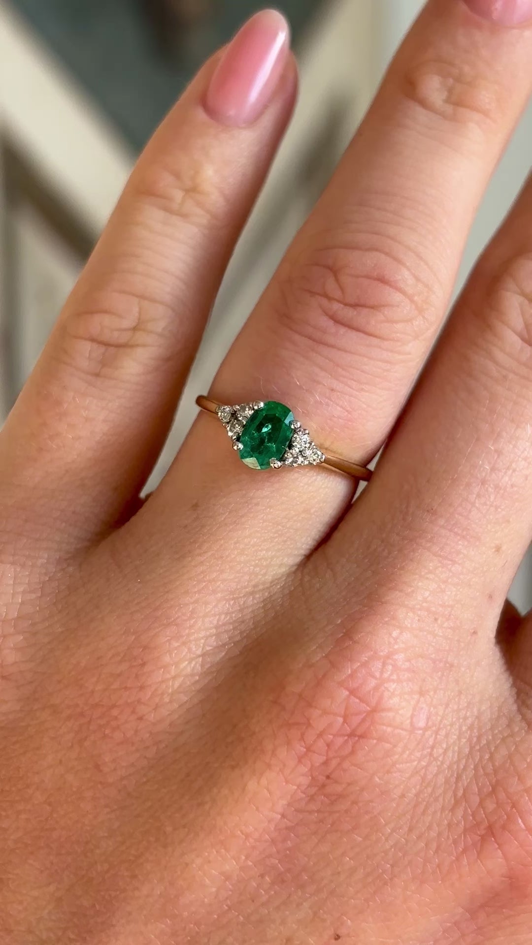 Vintage, 1970s emerald & diamond ring