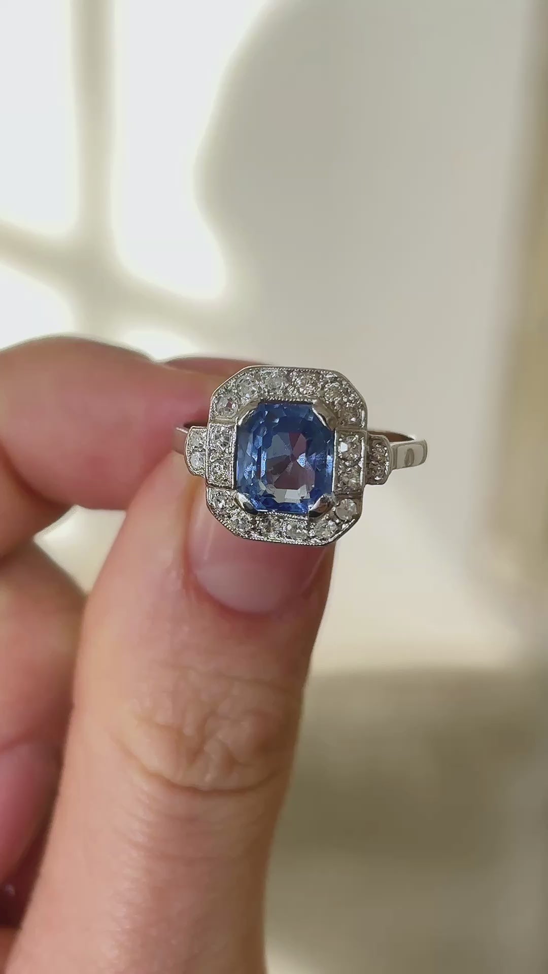 Vintage, Art Deco sapphire & diamond cluster ring