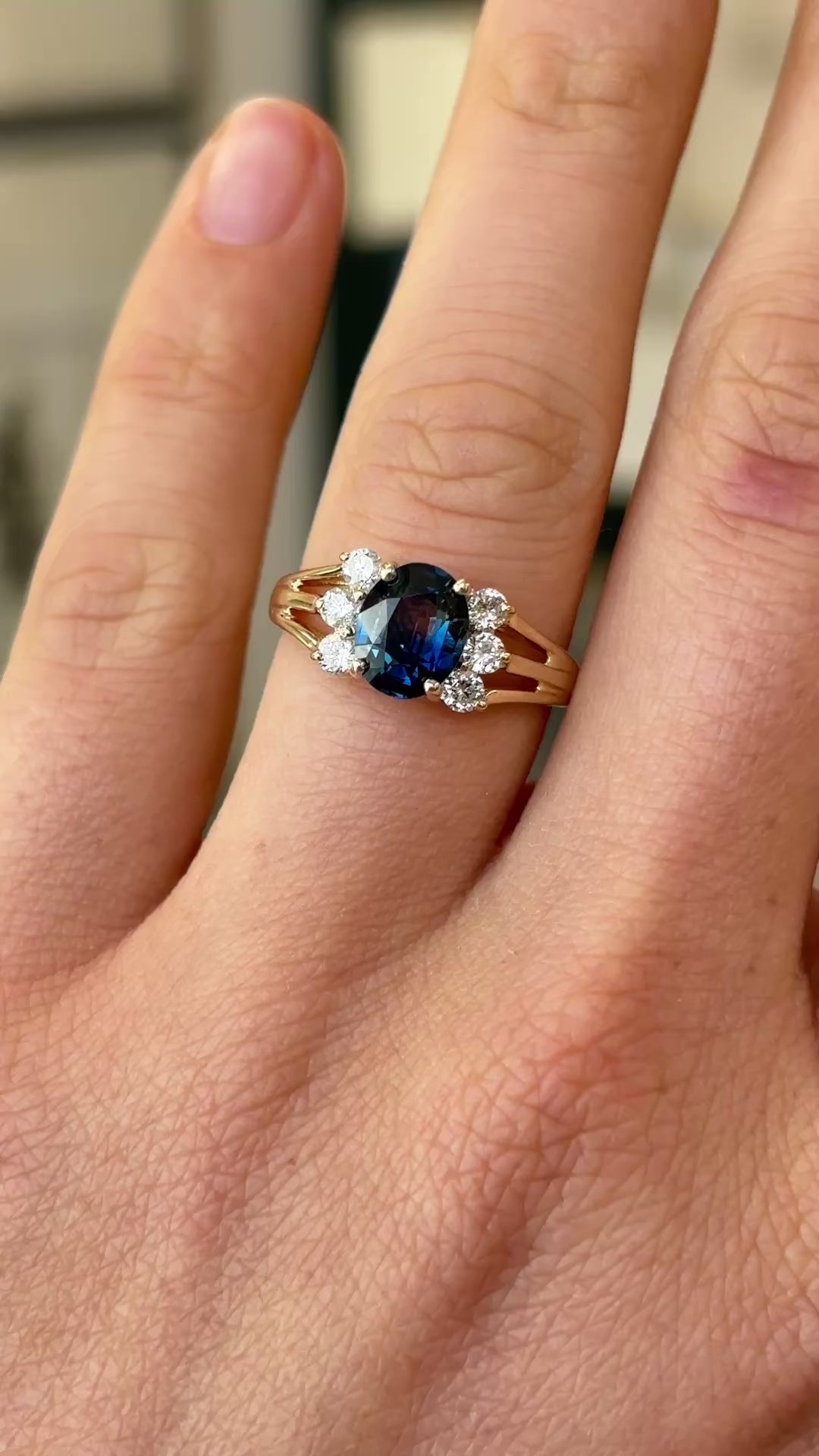 Vintage, 1970s sapphire & diamond ring