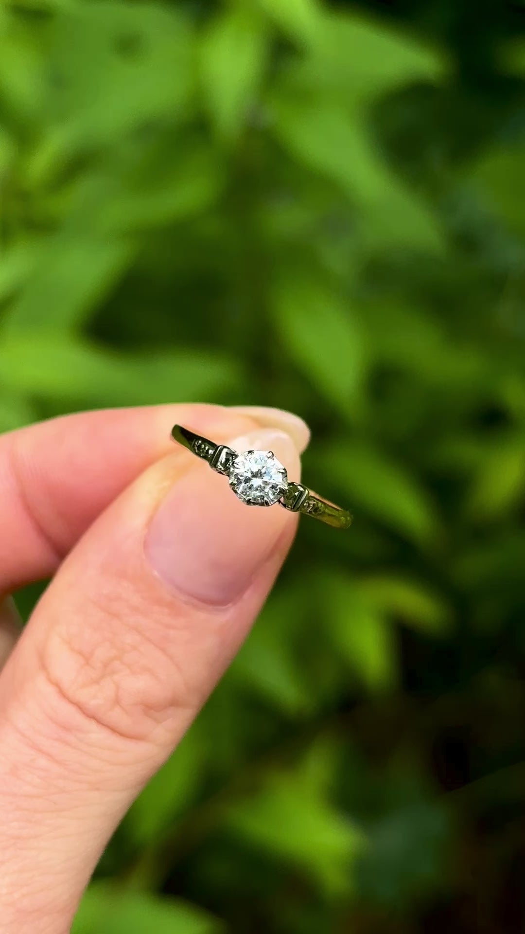 Antique, Edwardian diamond solitaire ring, 18ct yellow gold & platinum