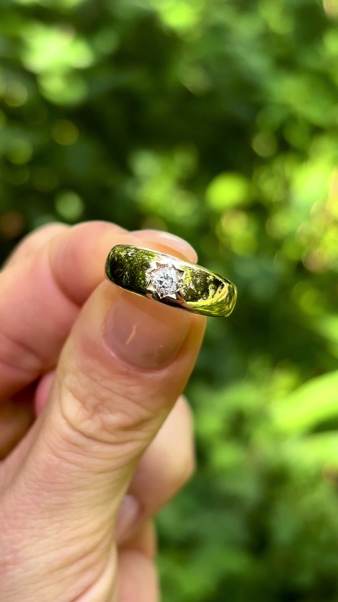 Antique, Edwardian diamond gypsy ring, 18ct yellow gold