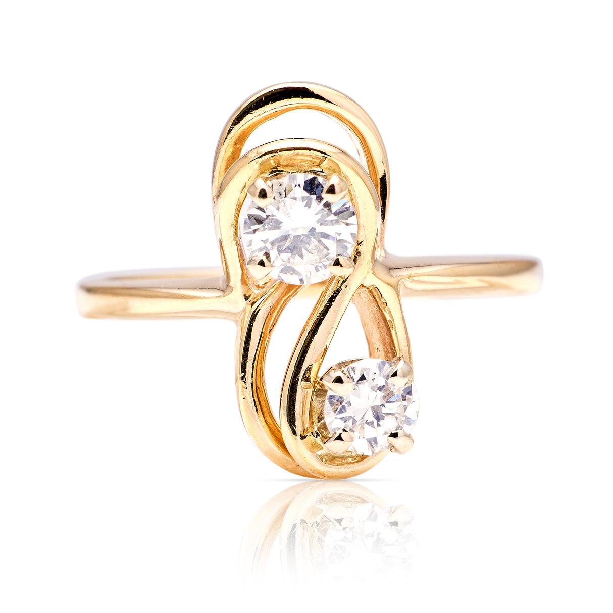 Vintage, 1970s toi-et-moi diamond twist ring, 14ct yellow gold and platinum