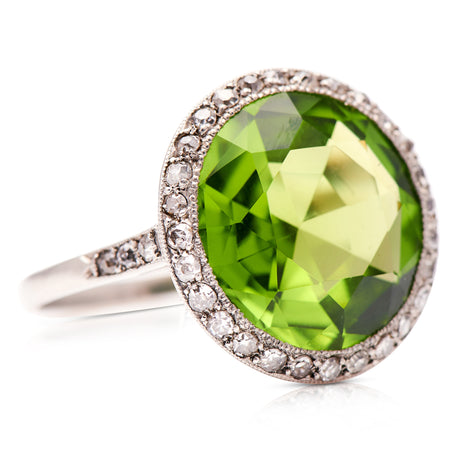 Vintage_Rings | Vintage_Engagement_Rings |Peridot_Rting | Epoque_Platinum_Peridot_and_Diamond_Ring | Belle Époque, Platinum, Peridot and Diamond Ring