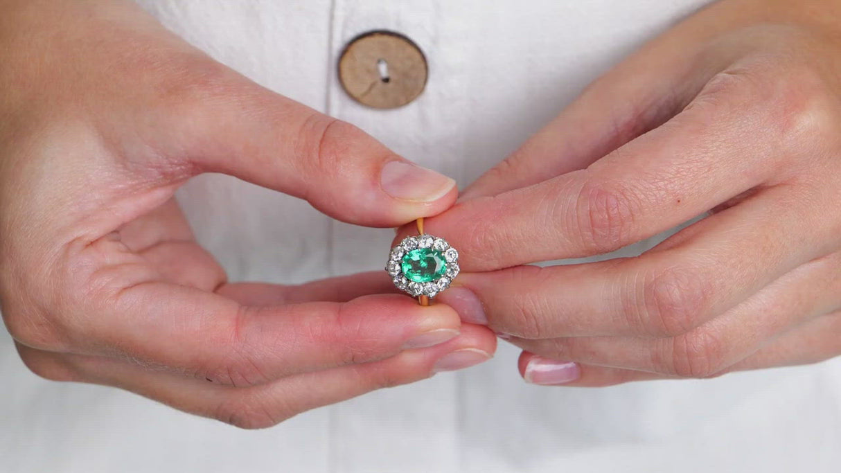 Art Deco, 1920s, 18ct gold, Colombian emerald and diamond cluster ring