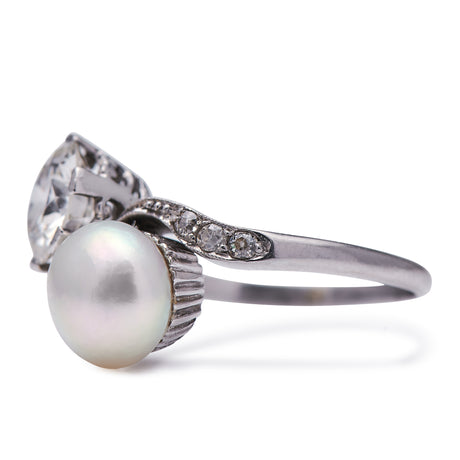 Antique Engagement Rings | Antique Ring Boutique | Vintage Engagement Rings | Antique Engagement Rings | Antique Jewellery company | Vintage Jewellery Edwardian, Platinum, Diamond and Pearl Ring